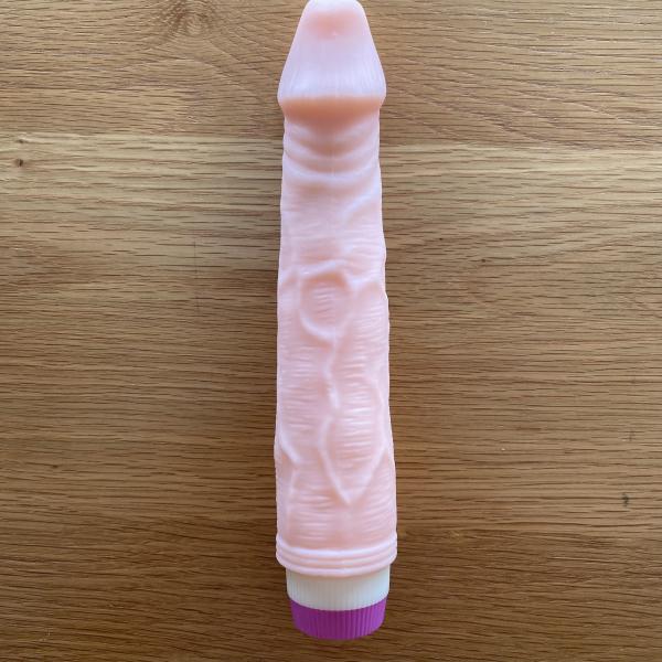 Sextoy nữ Dương Vật Giả Baile Silicon Giá Rẻ như Thật Có Rung Cầm Tay - Thủ Dâm Cho Nữ