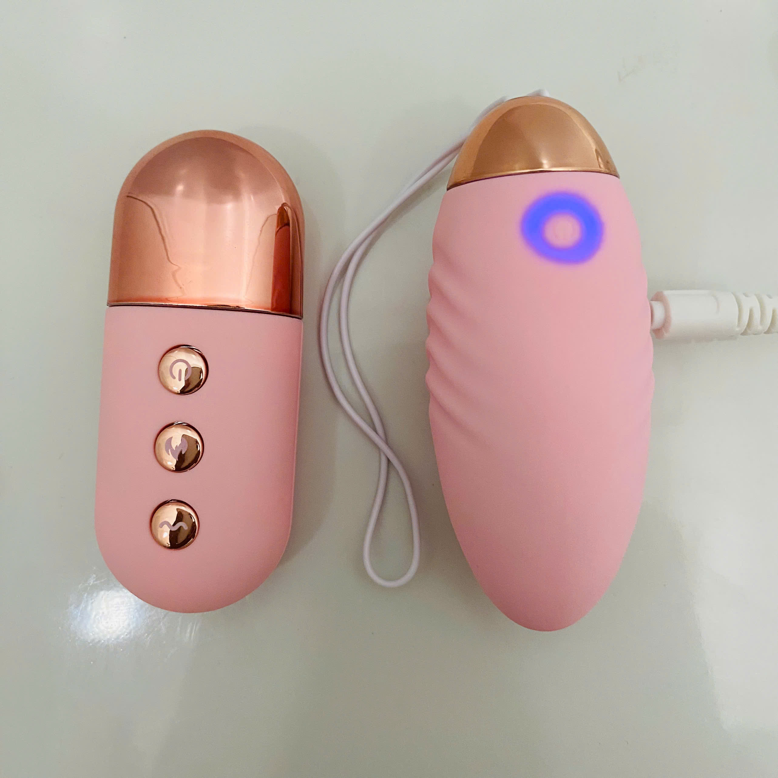 Trứng Rung Không Giây Sạc Điện Toả Nhiệt Sưởi Ấm LiLo 10 Chế Độ