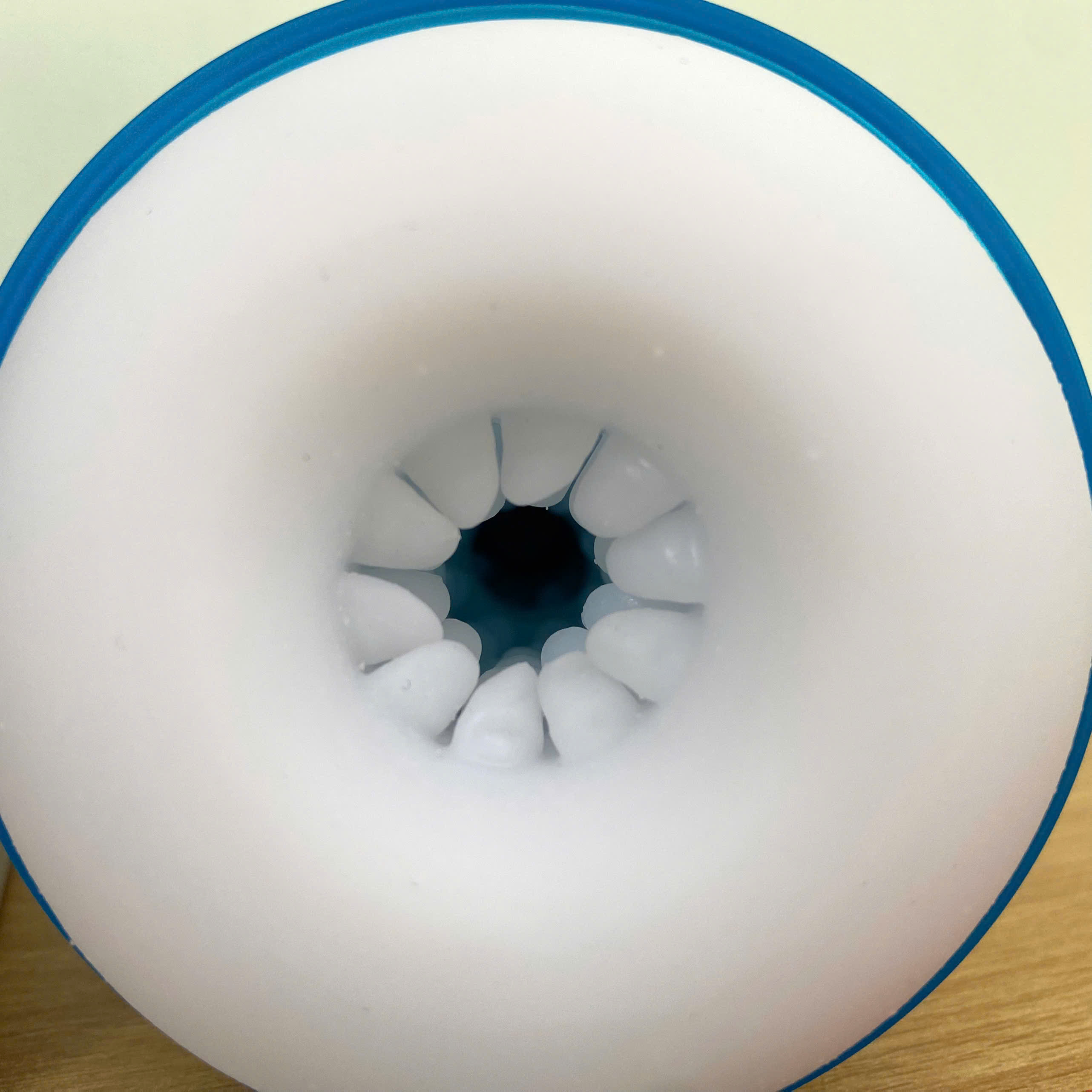 Mr.B B6 Ouyasi Cốc Thủ Dâm Tự Động Hút Rung, Tích Hợp Làm Ấm Cao Cấp