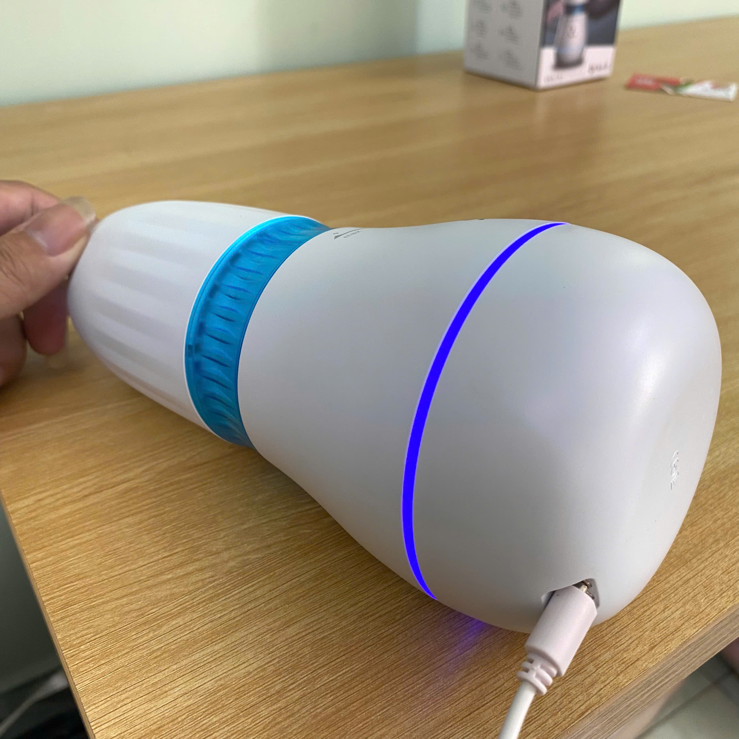 Mr.B B6 Ouyasi Cốc Thủ Dâm Tự Động Hút Rung, Tích Hợp Làm Ấm Cao Cấp