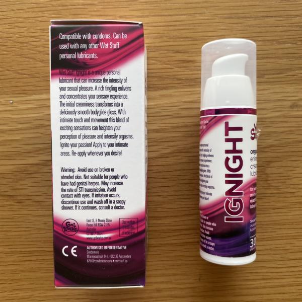 Gel Bôi Trơn Se Khít Âm Đạo  Wet Stuff Ignight Tăng Khoái Cảm Cho Nữ Chai 30ml